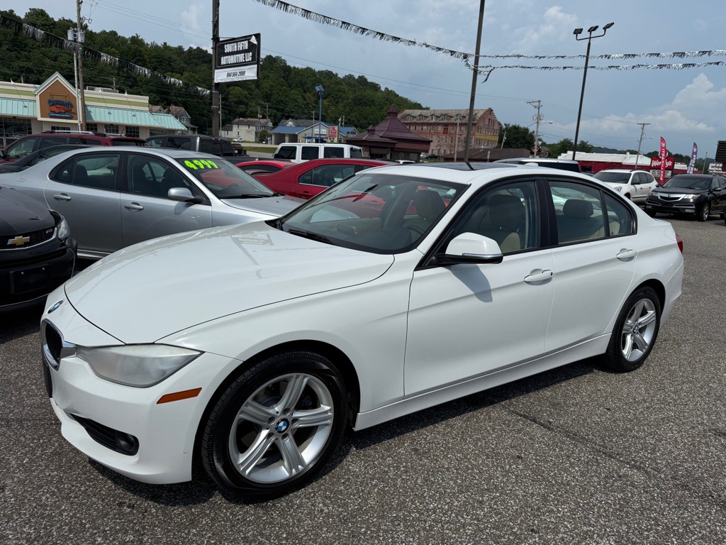 2015 BMW 3 Series Image 2
