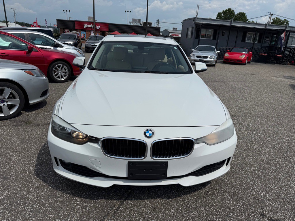 2015 BMW 3 Series Image 6