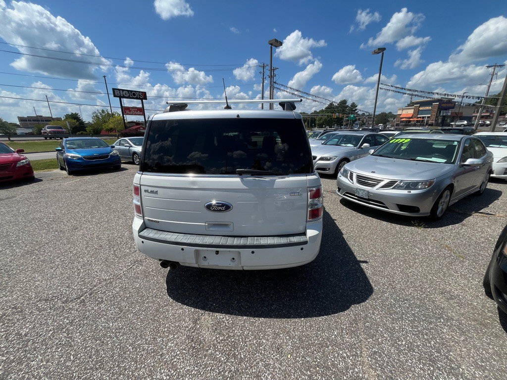 2011 Ford Flex Image 10