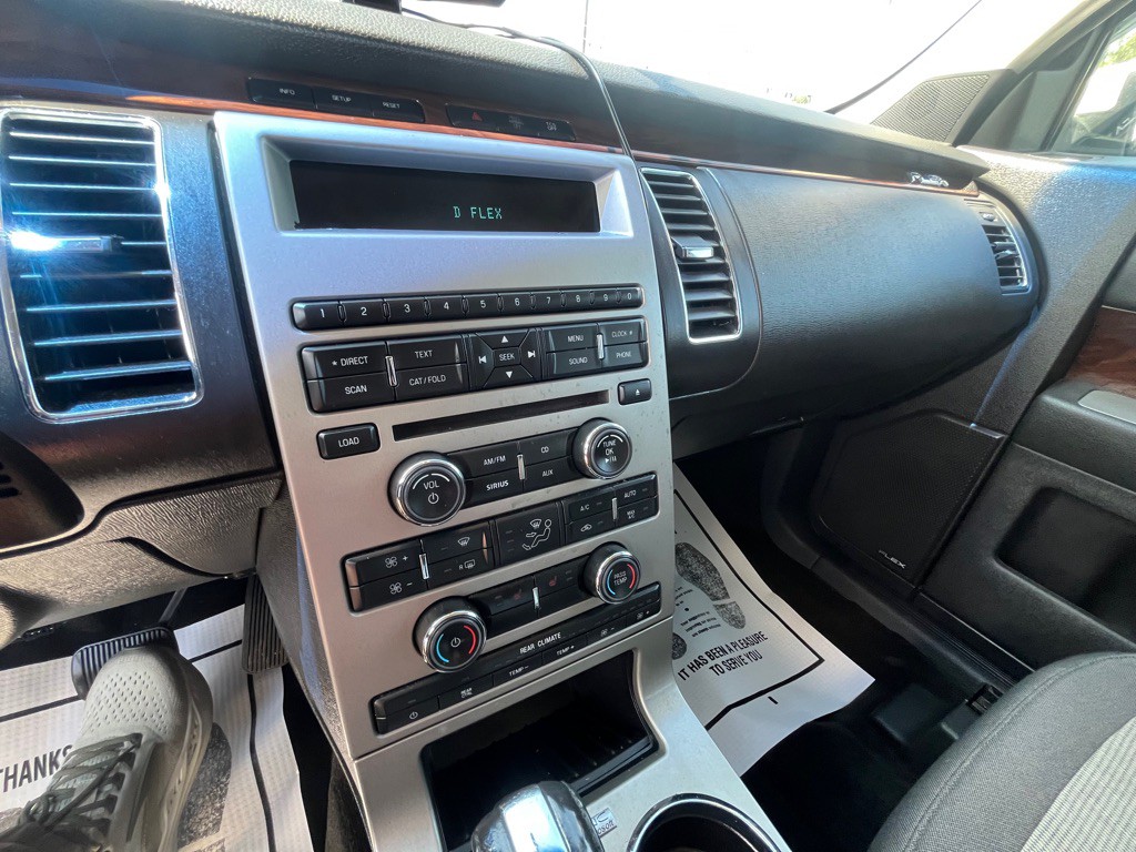 2011 Ford Flex Image 15