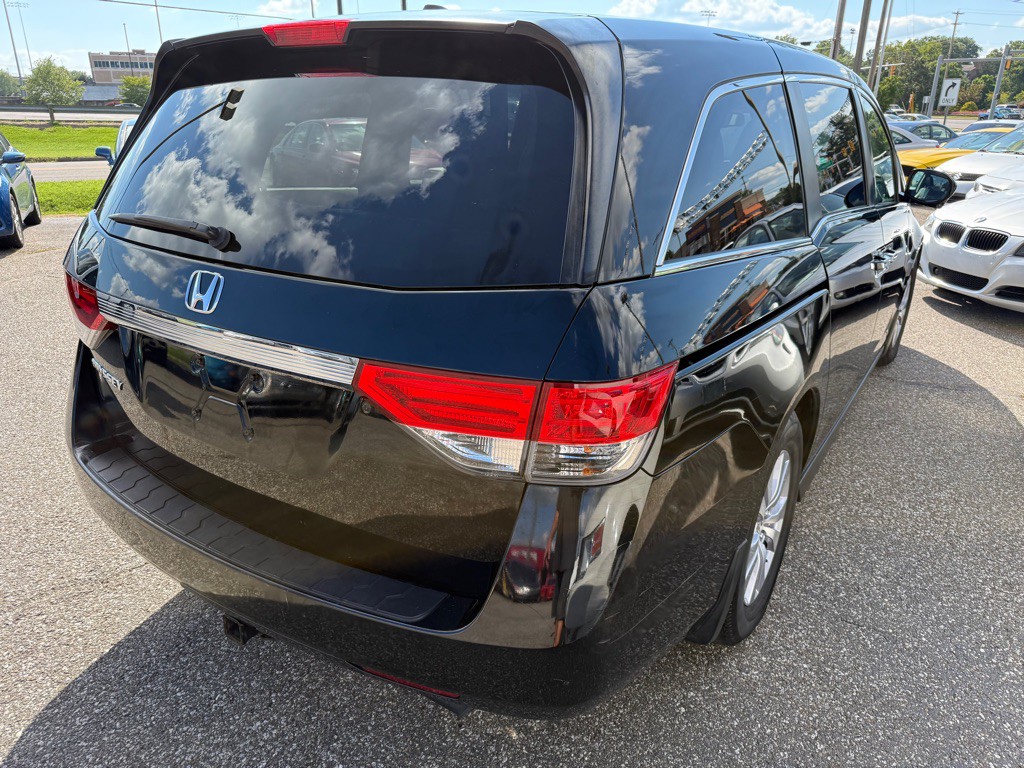 2016 Honda Odyssey Image 8