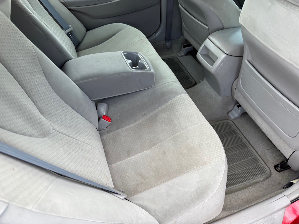 2009 Toyota Camry Image 18