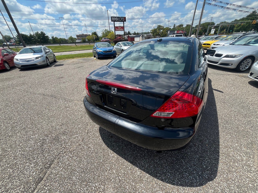 2007 Honda Accord Image 8