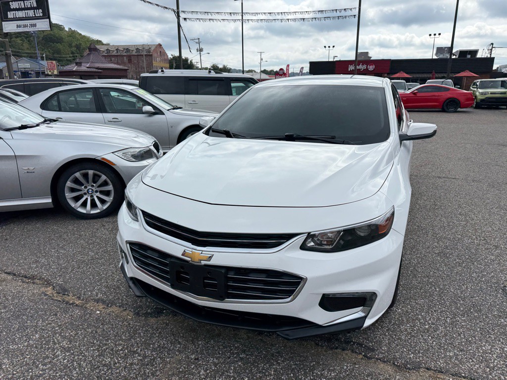 2018 Chevrolet Malibu Image 4