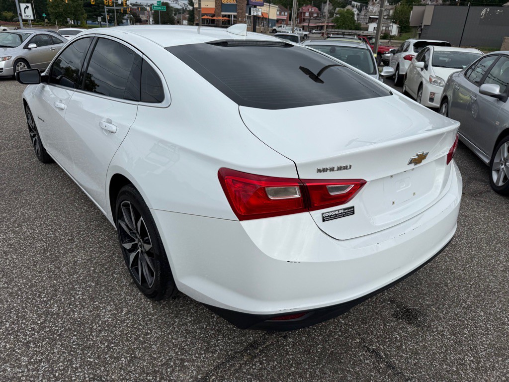 2018 Chevrolet Malibu Image 11