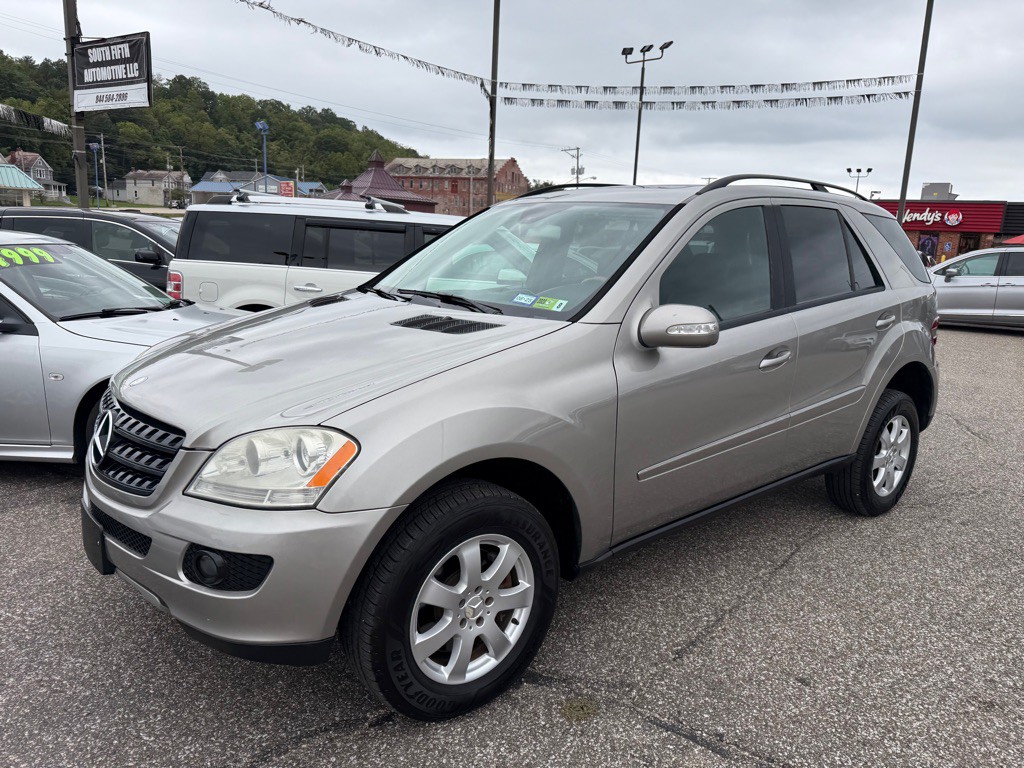 2006 Mercedes-Benz M-Class Image 3