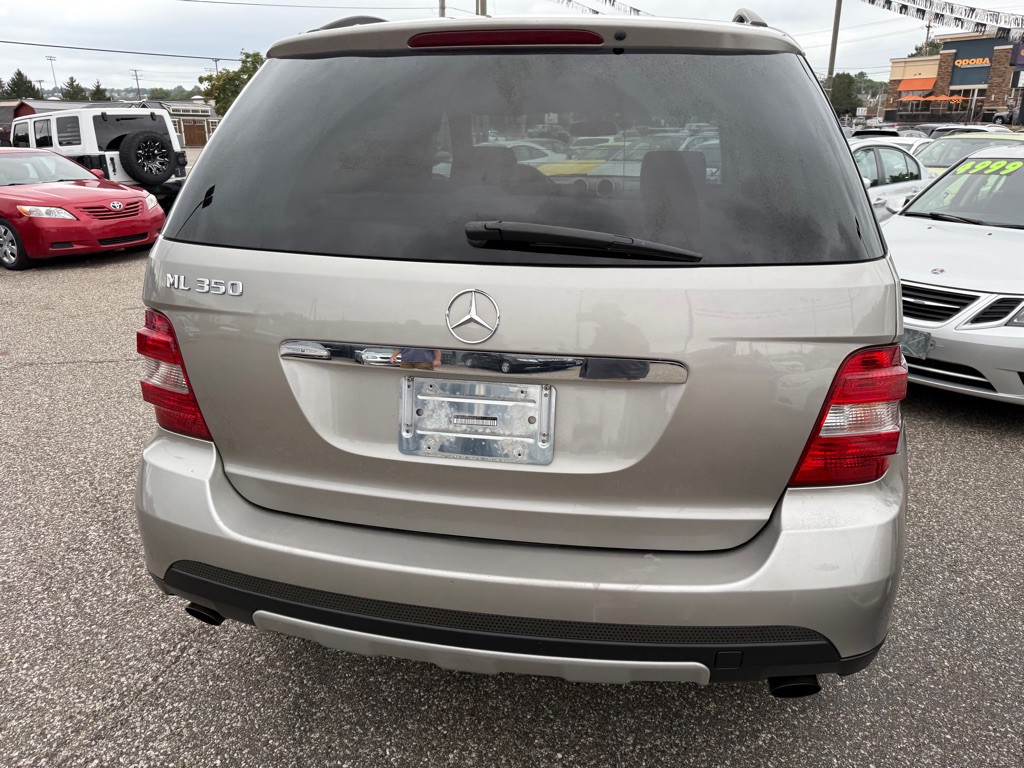 2006 Mercedes-Benz M-Class Image 8