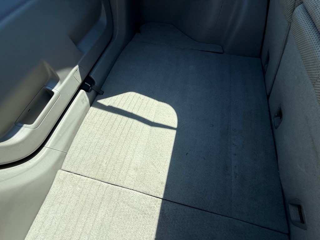 2010 Honda Insight Image 16