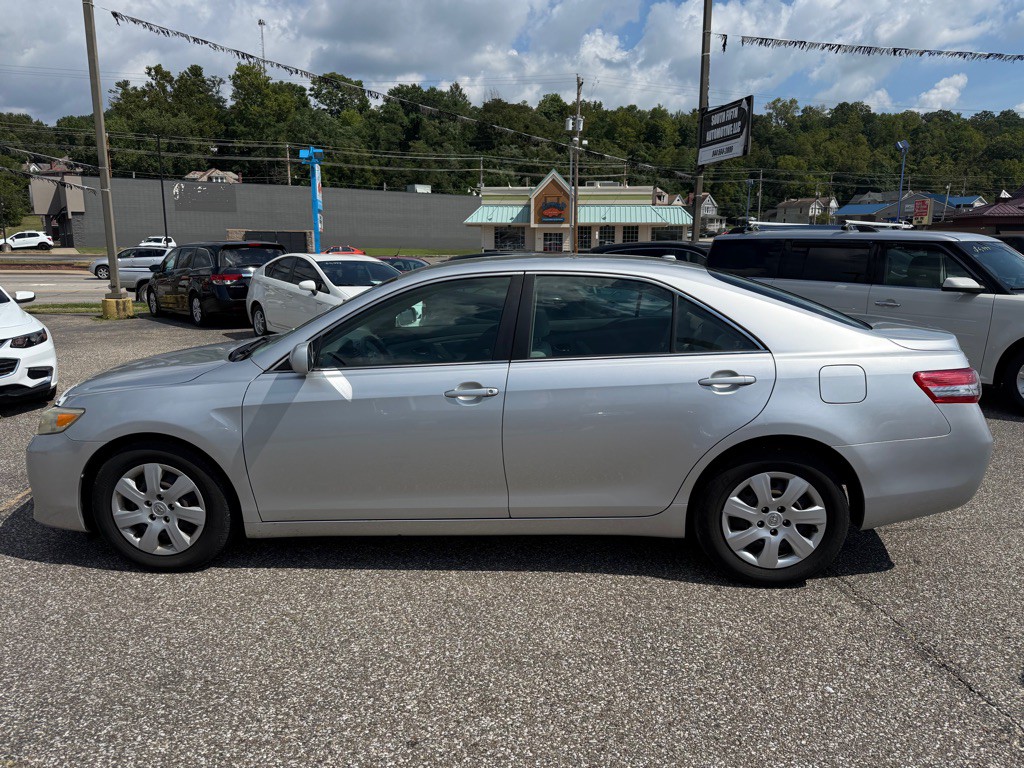 2010 Toyota Camry Image 14