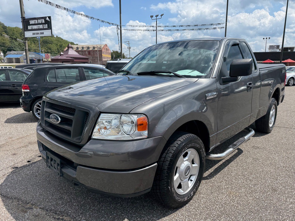 2004 Ford F-150 Image 2