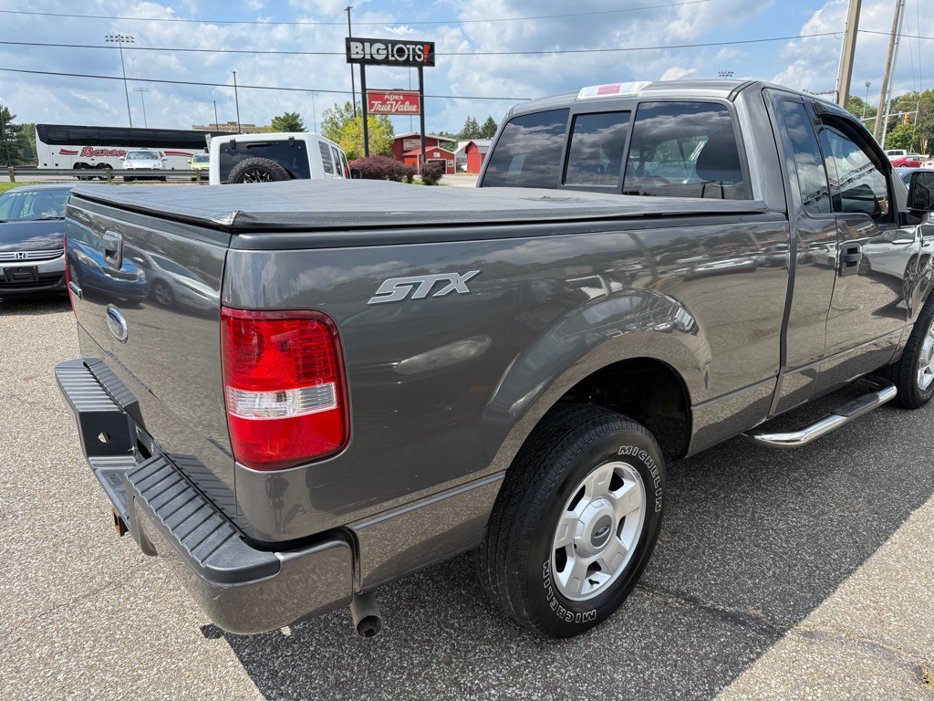 2004 Ford F-150 Image 6