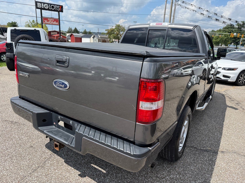 2004 Ford F-150 Image 8