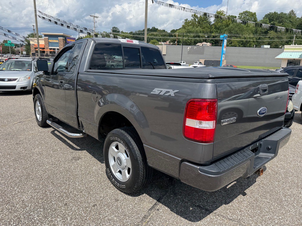 2004 Ford F-150 Image 11