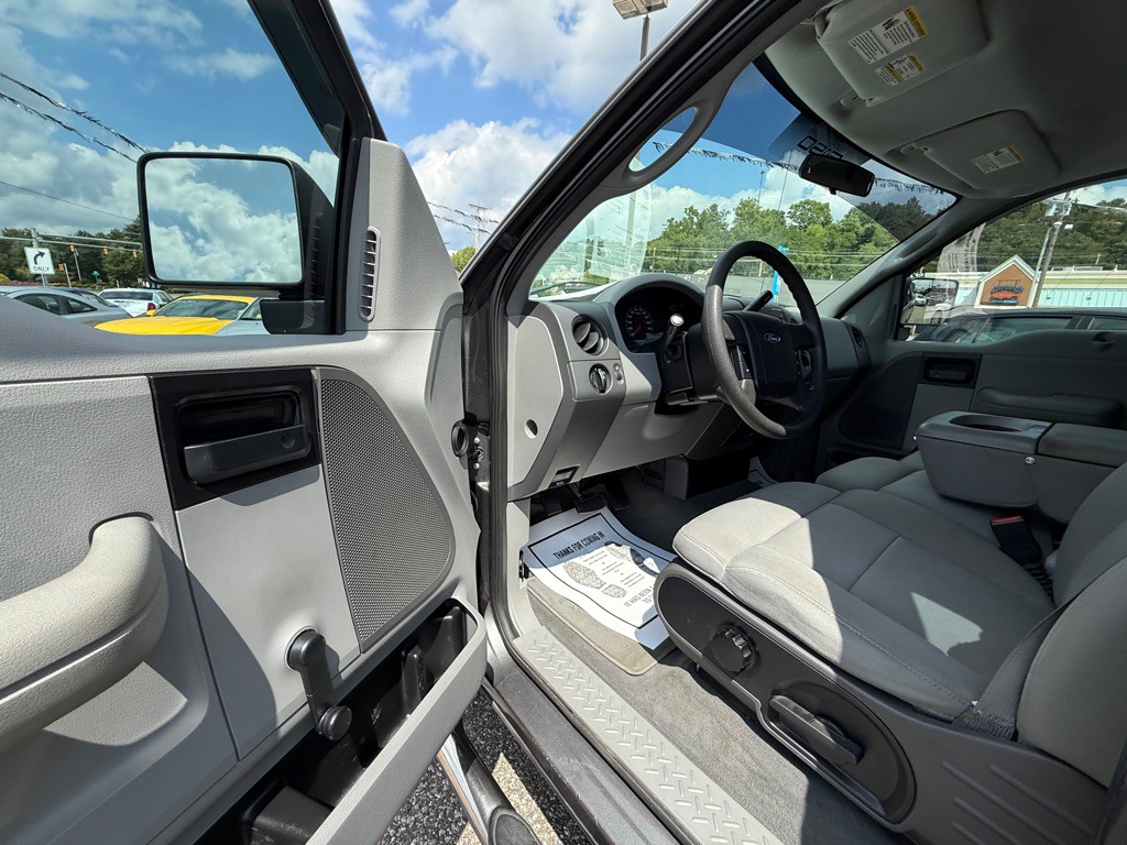 2004 Ford F-150 Image 14