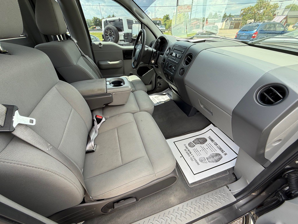 2004 Ford F-150 Image 17