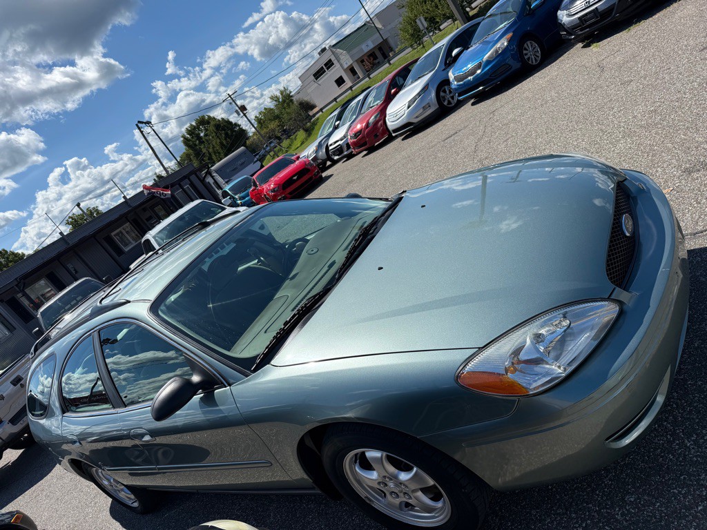 2005 Ford Taurus Image 5