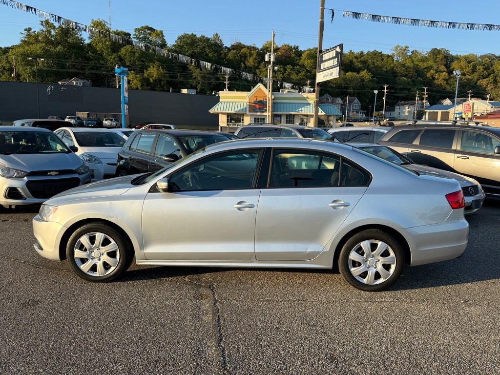 2014 Volkswagen Jetta Image 12