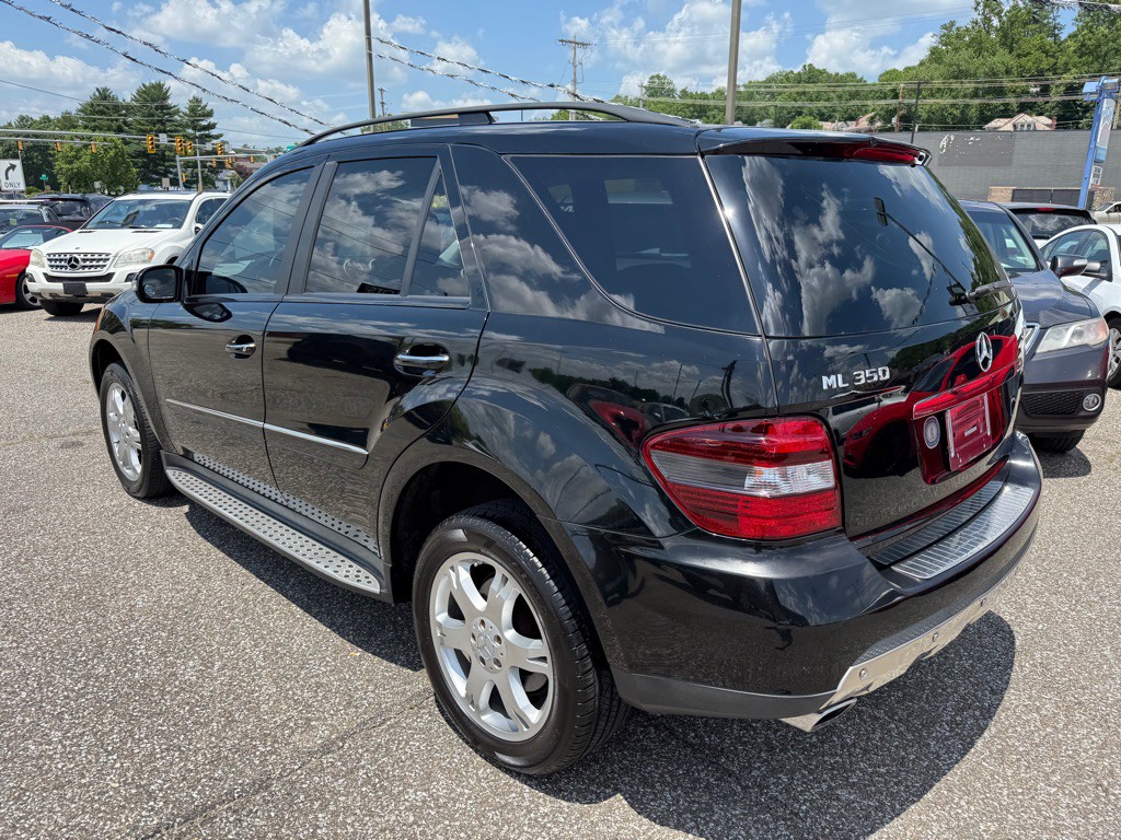 2007 Mercedes-Benz M-Class Image 9