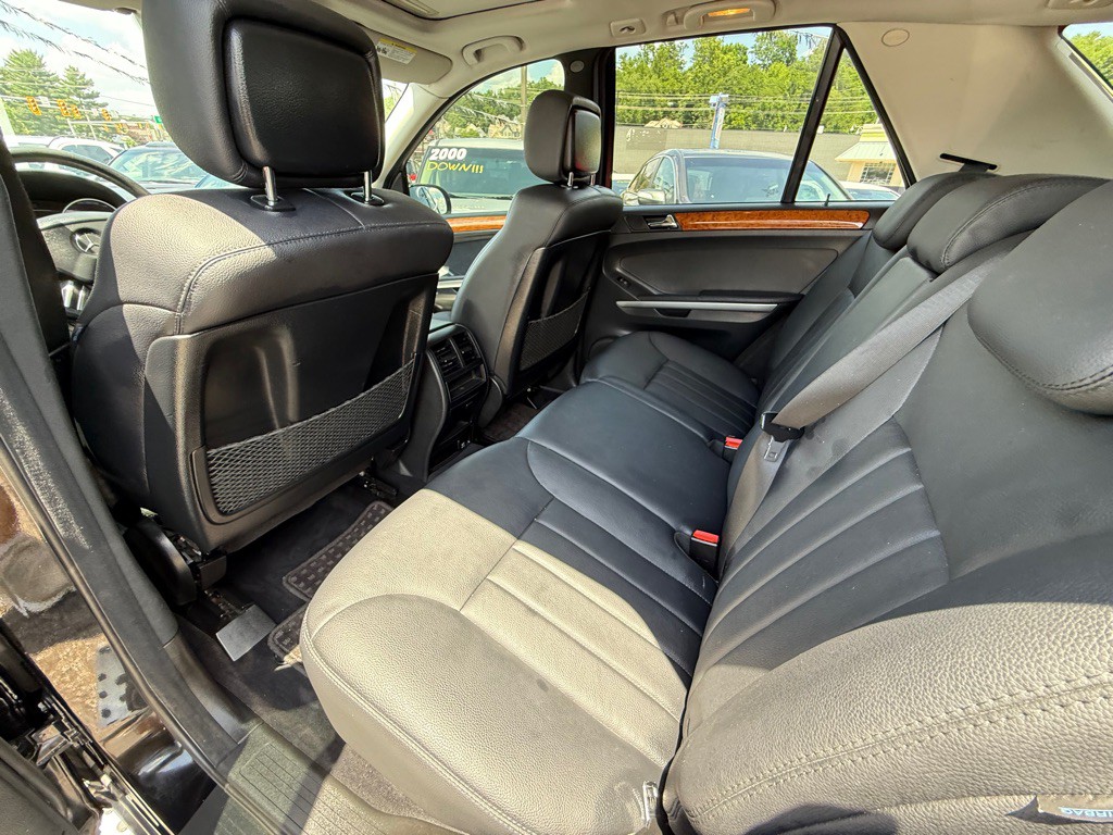 2007 Mercedes-Benz M-Class Image 13