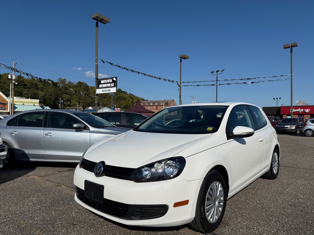 2011 Volkswagen Golf Image 3