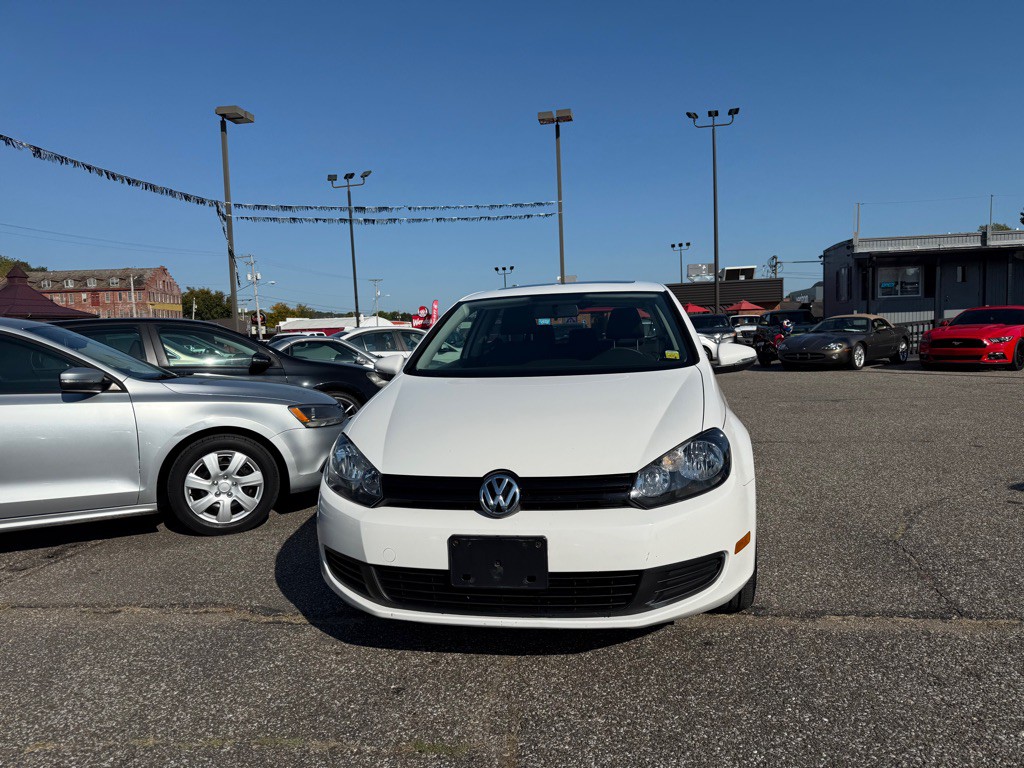 2011 Volkswagen Golf Image 5