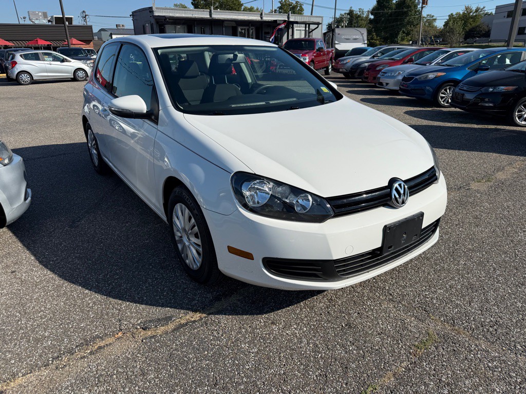 2011 Volkswagen Golf Image 6