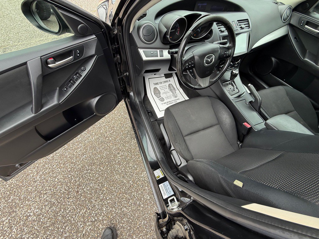 2012 Mazda Mazda3 Image 14