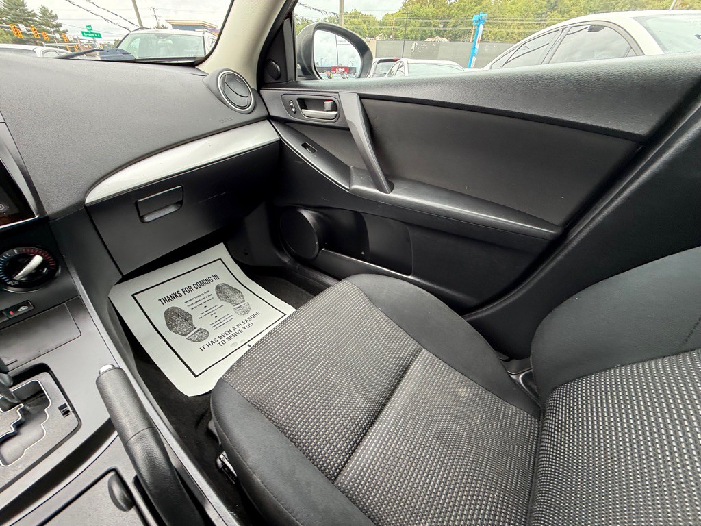 2012 Mazda Mazda3 Image 17