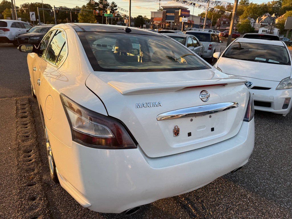 2014 Nissan Maxima Image 9