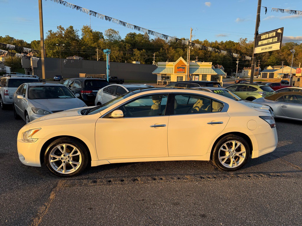 2014 Nissan Maxima Image 11