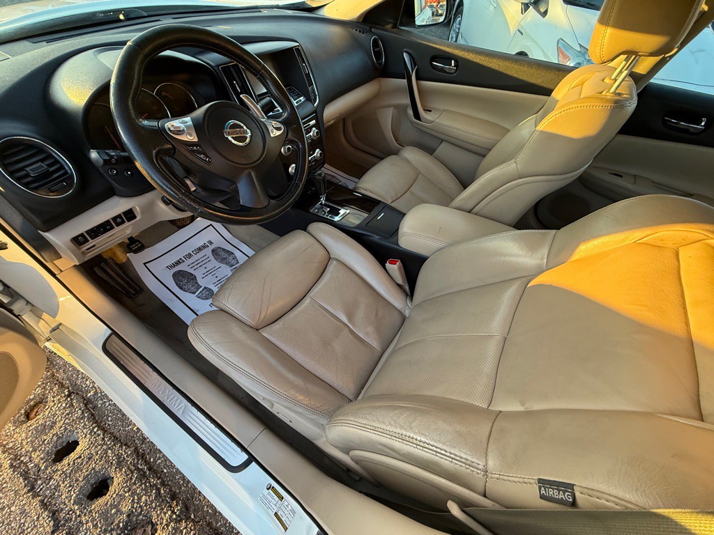 2014 Nissan Maxima Image 12