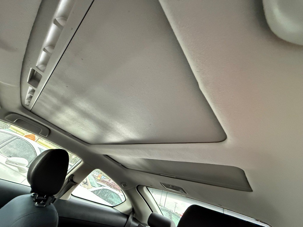 2006 Scion tC Image 16