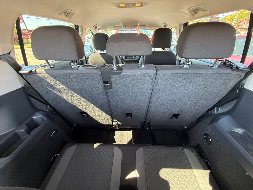 2018 Volkswagen Tiguan Image 18