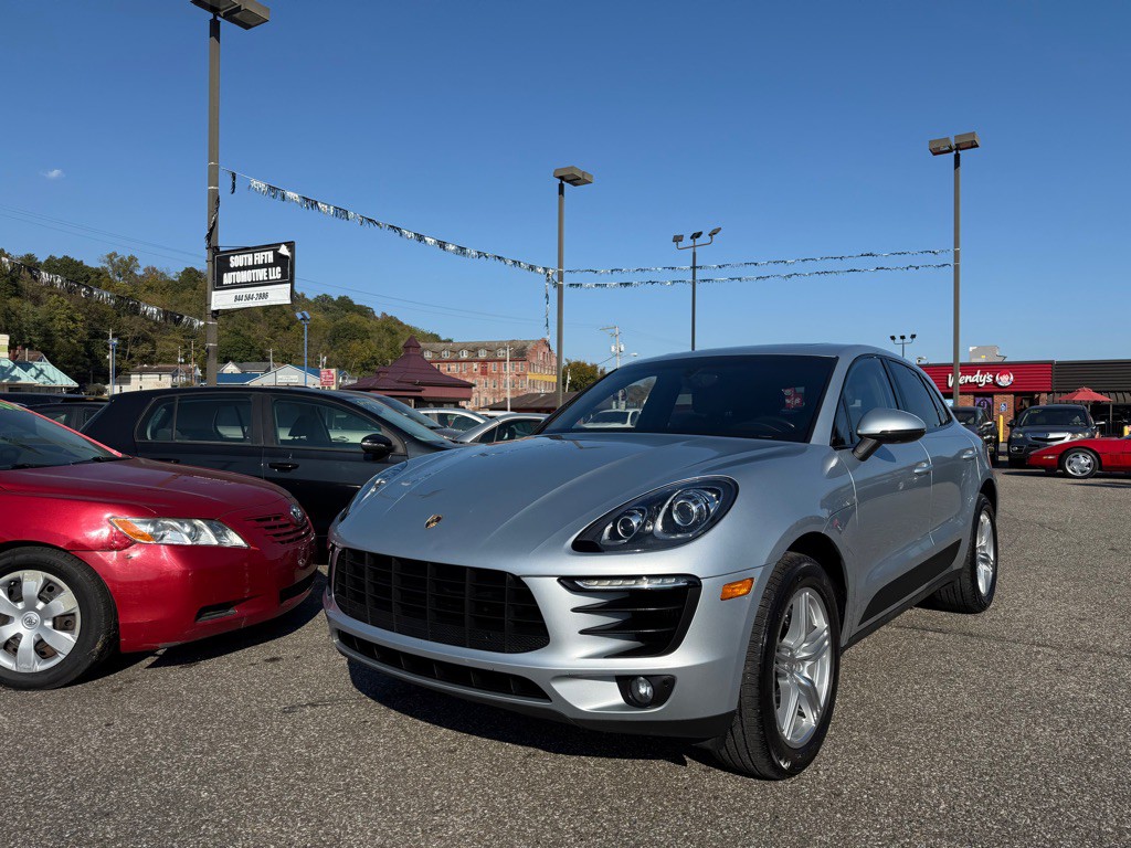 2015 Porsche Macan Image 4