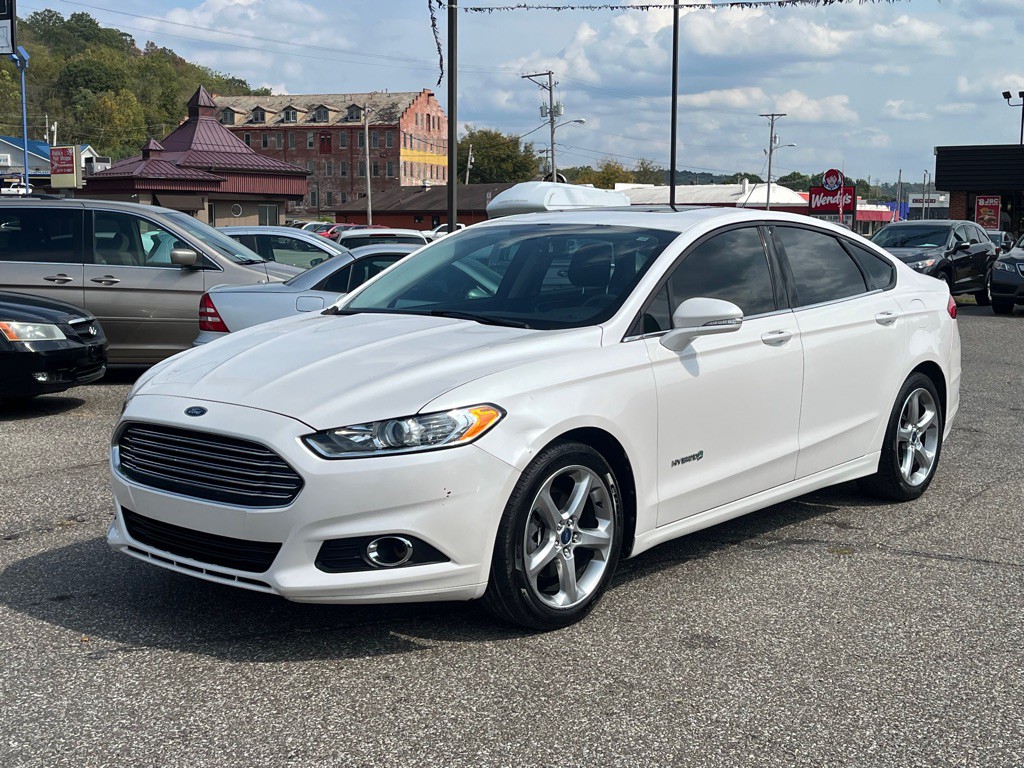 2013 Ford Fusion Image 1
