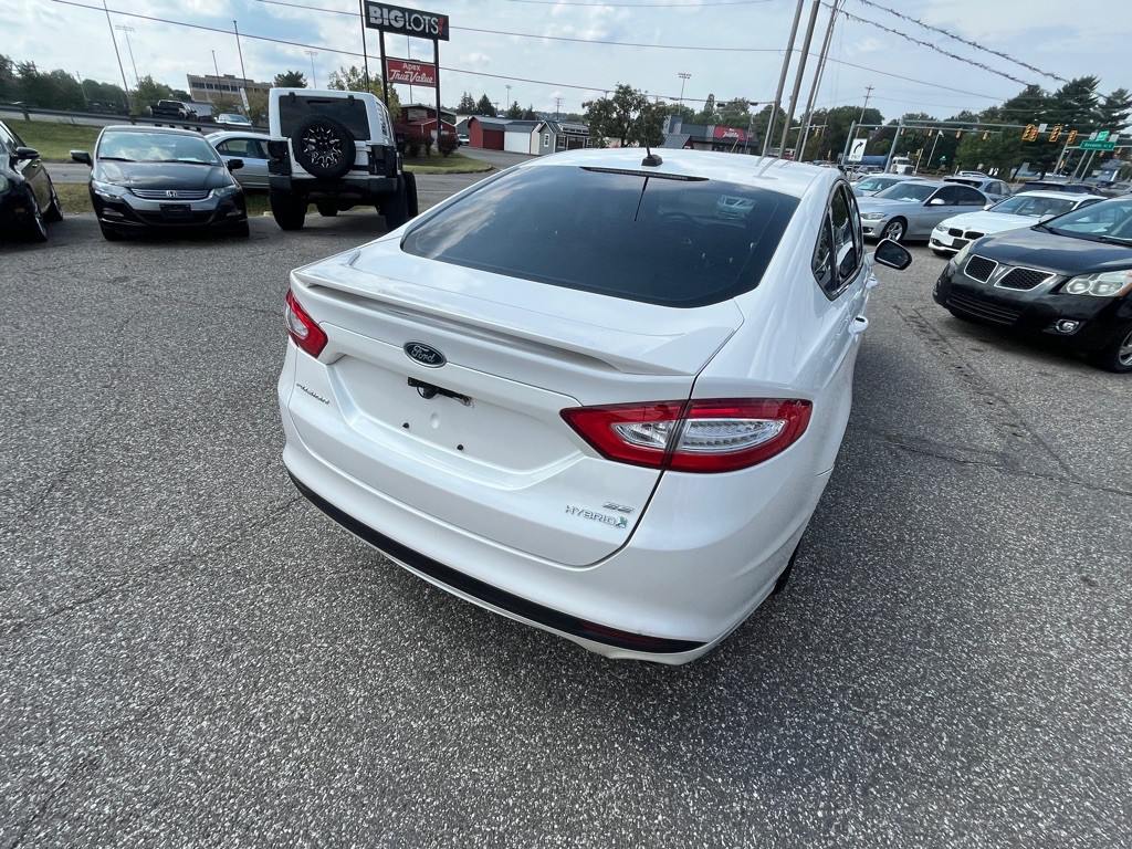 2013 Ford Fusion Image 8