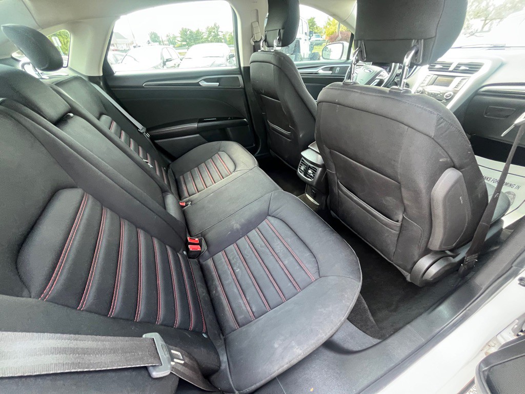 2013 Ford Fusion Image 17