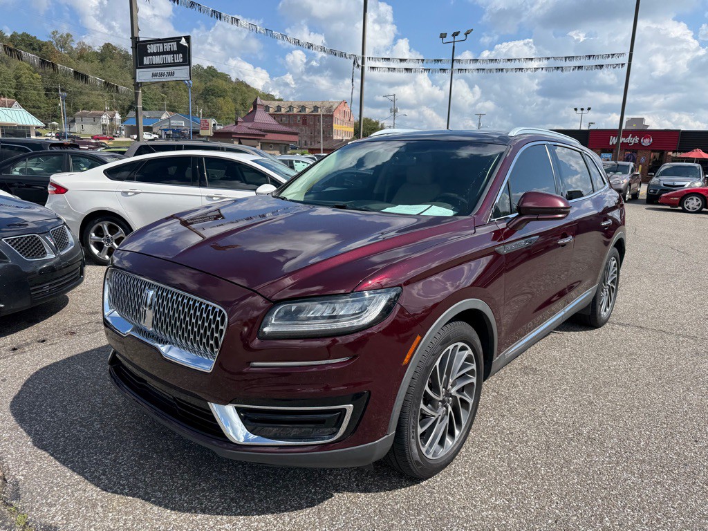 2019 Lincoln Nautilus Image 3