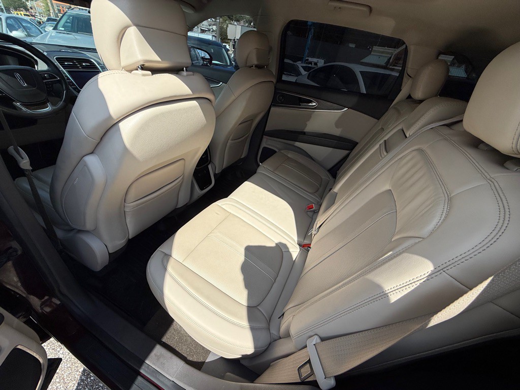 2019 Lincoln Nautilus Image 19