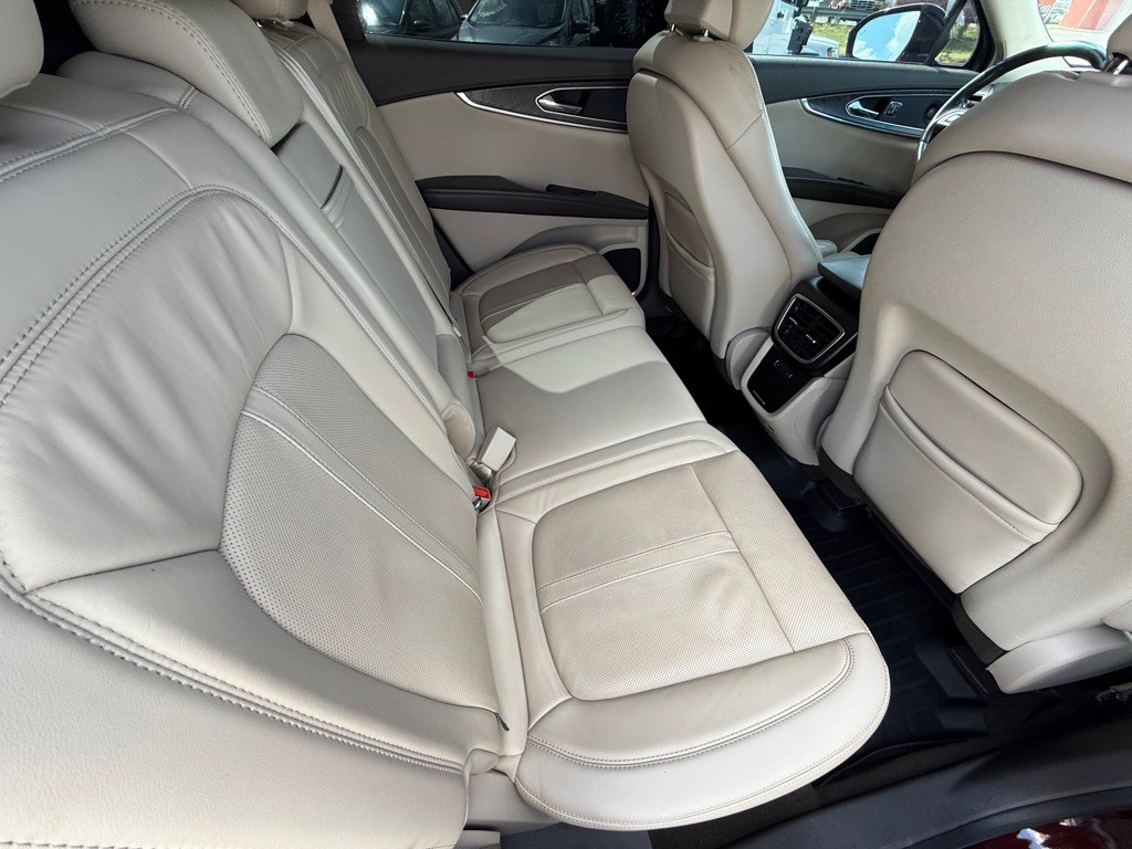 2019 Lincoln Nautilus Image 21