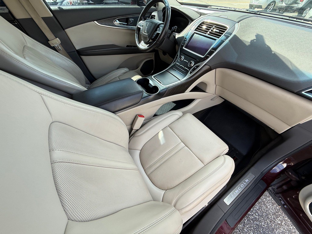 2019 Lincoln Nautilus Image 23