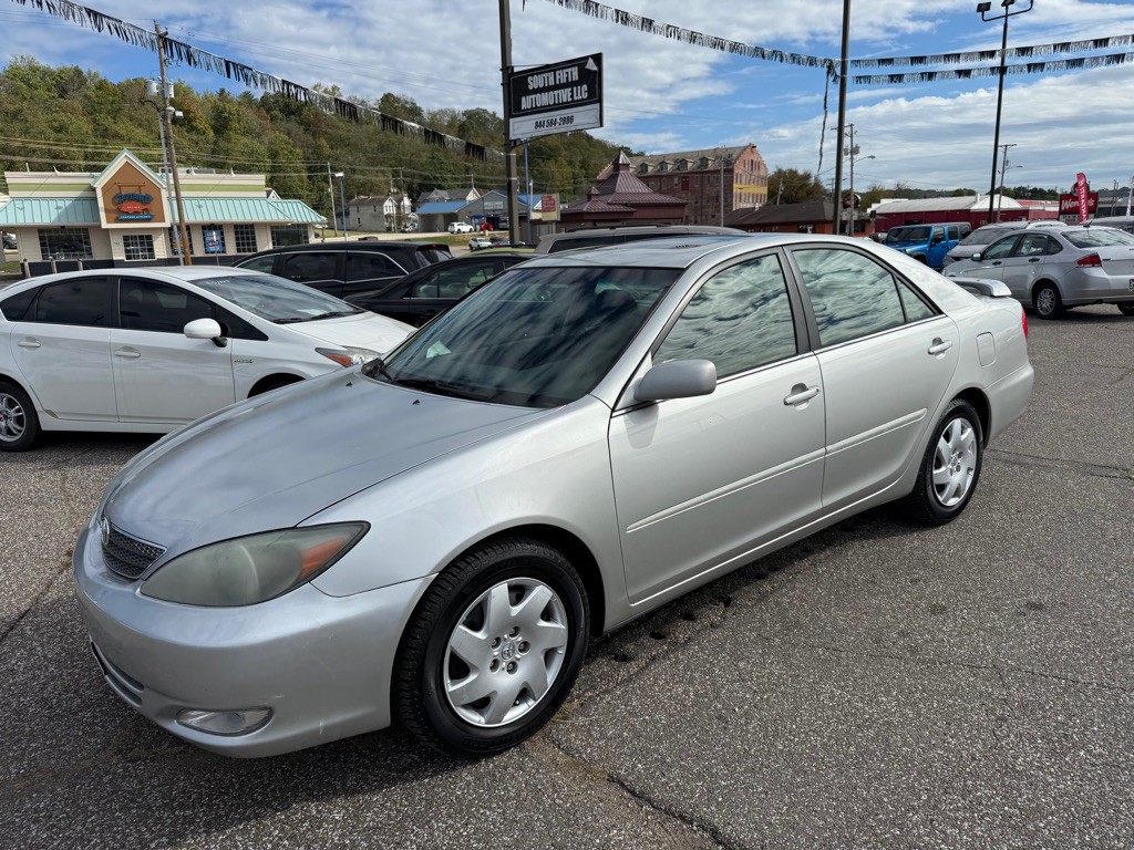 2003 Toyota Camry Image 2