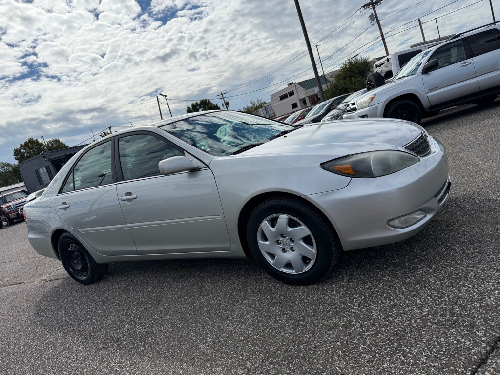 2003 Toyota Camry Image 6