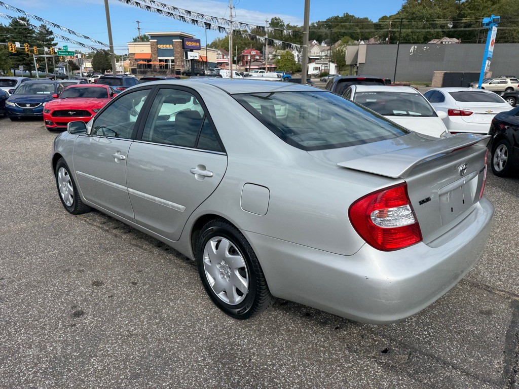 2003 Toyota Camry Image 11