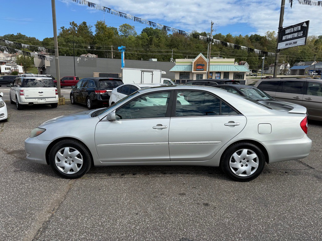 2003 Toyota Camry Image 12