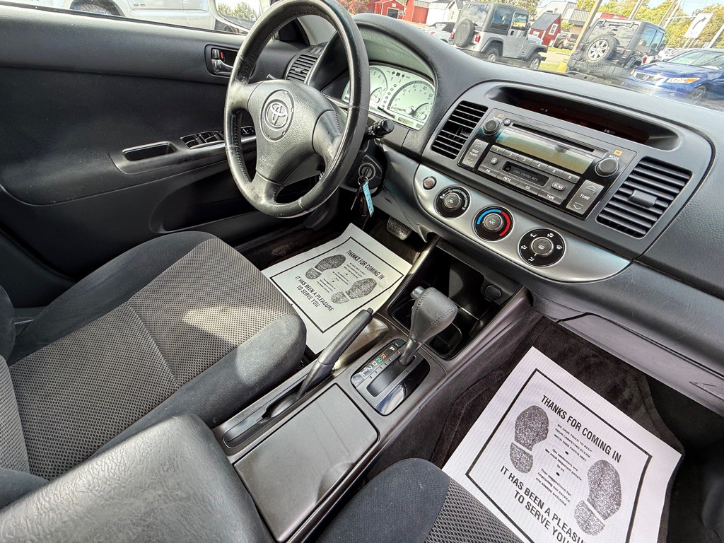 2003 Toyota Camry Image 22