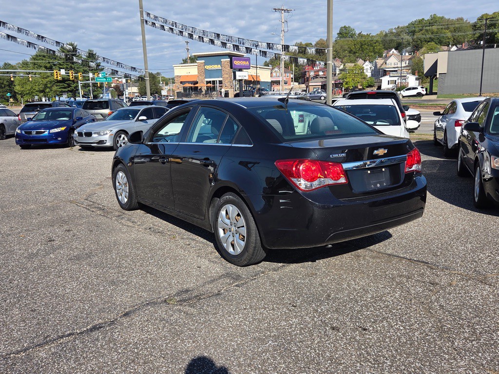 2012 Chevrolet Cruze Image 7