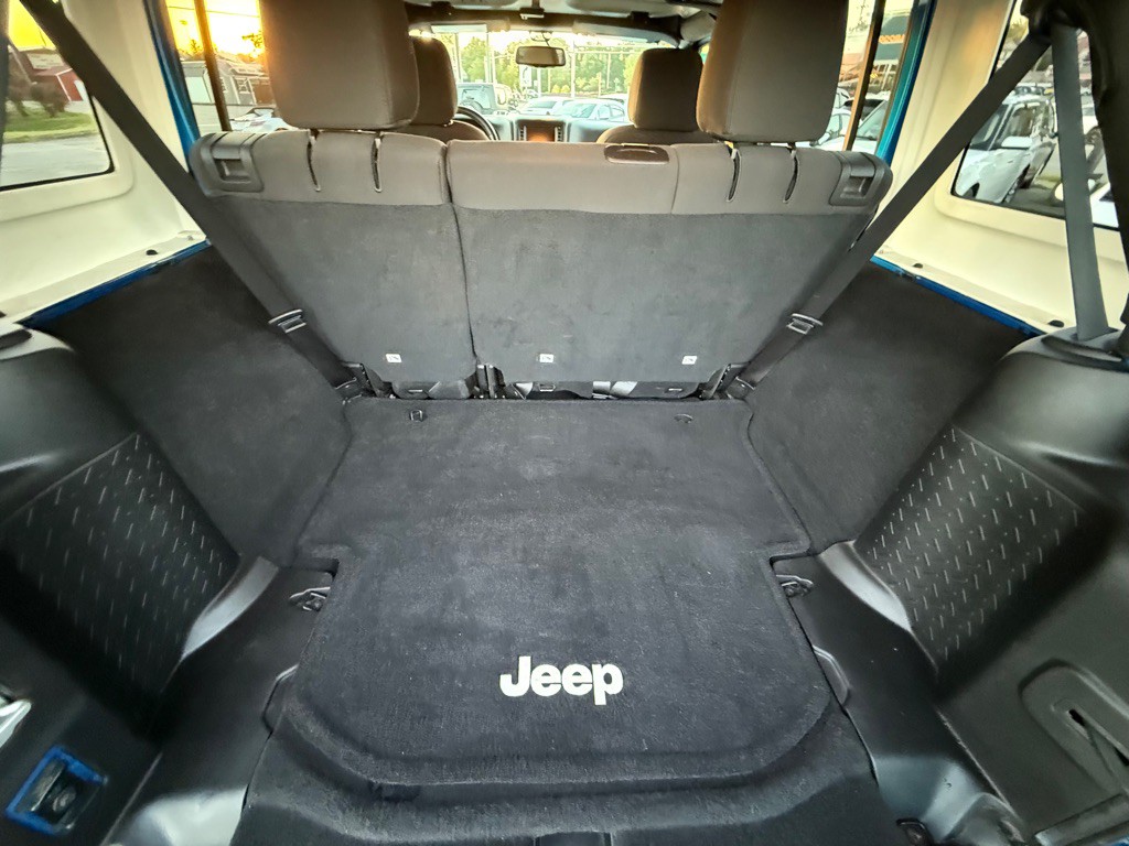 2015 Jeep Wrangler Unlimited Image 19