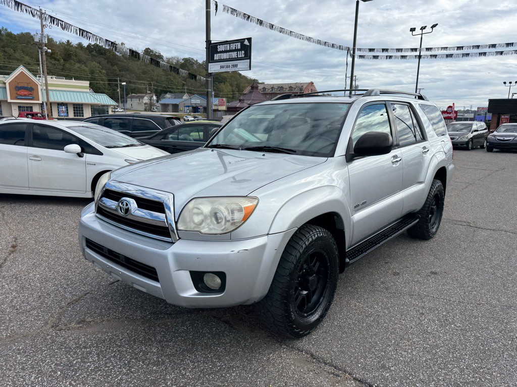 2006 Toyota 4Runner Image 2
