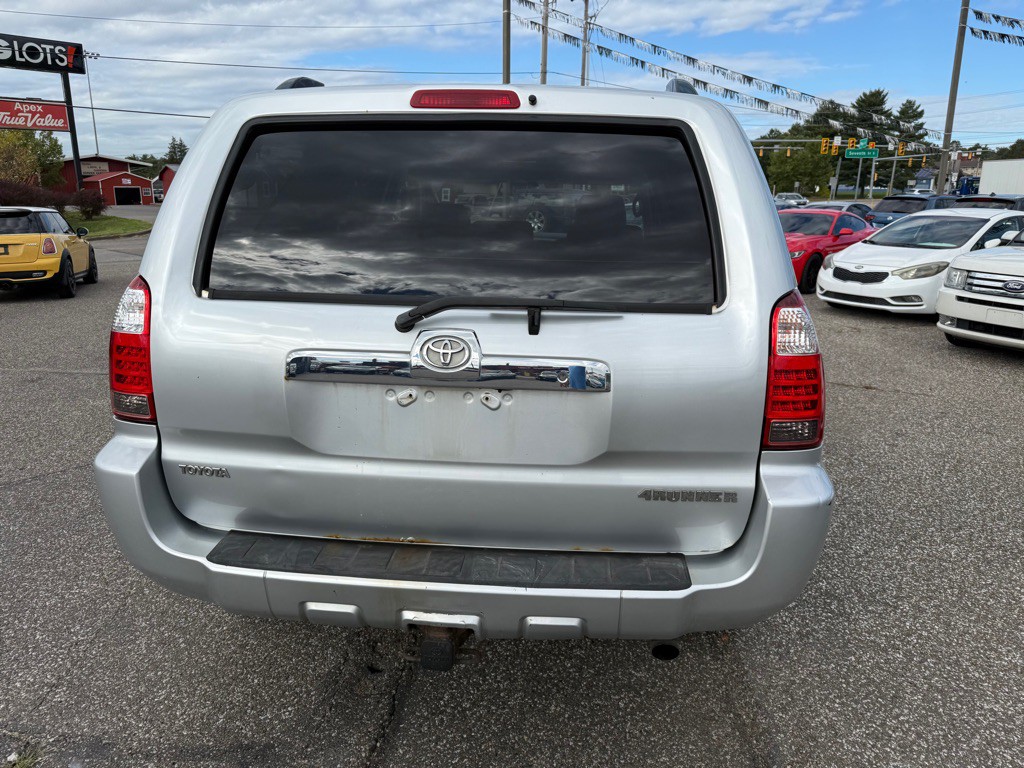 2006 Toyota 4Runner Image 8